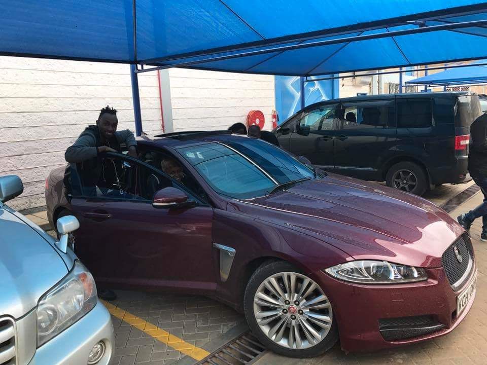 Size 8 buys a new car - Kes 4.8 Jaguar (Photos) - Ghafla 