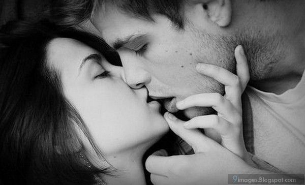 7 Sexiest Spots To Kiss Your Woman To Turn Her On!