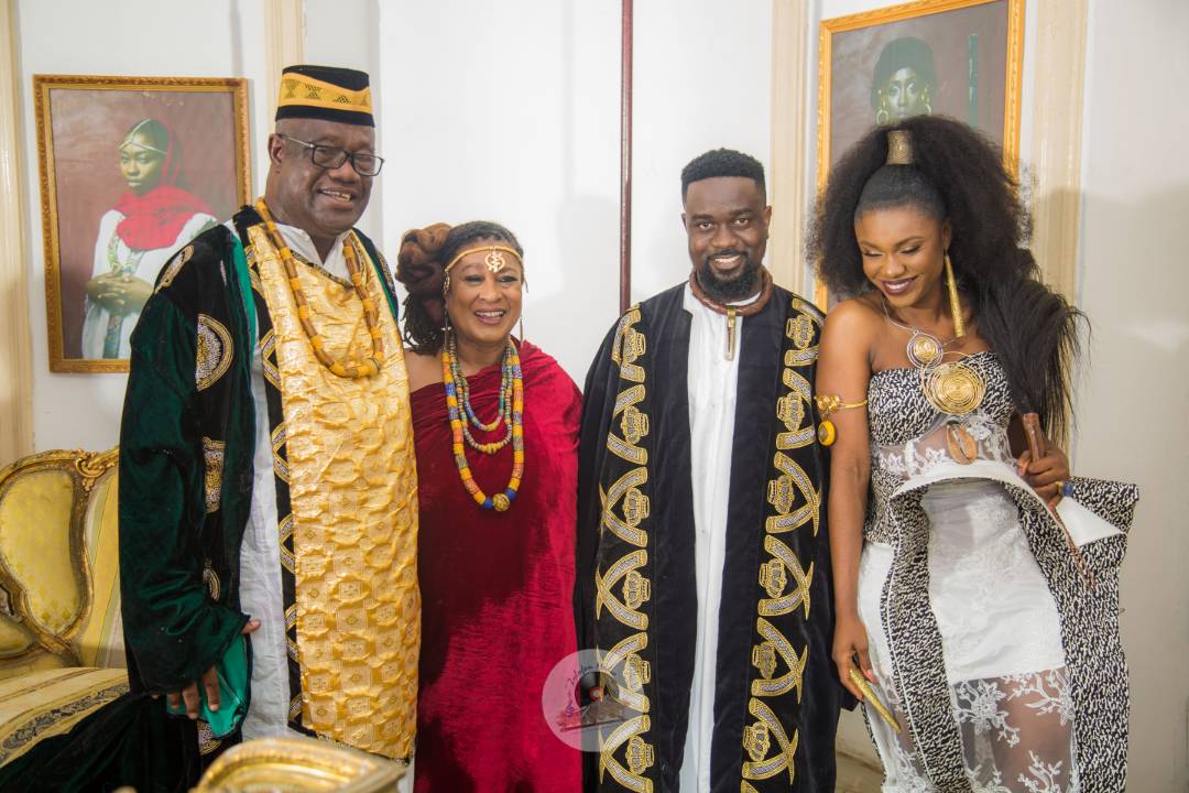 Sarkodie, Fritz Baffour, Paulina Oduro & Others Star In New Epic Video For Becca