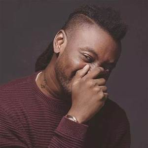 Pappy Kojo Can’t Keep His Hands Off His Girlfriend’s ‘Tundra’ (PHOTO)