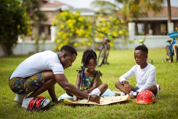 Okyeame Kwame’s Children Out With Single, ‘Read’ (LISTEN)