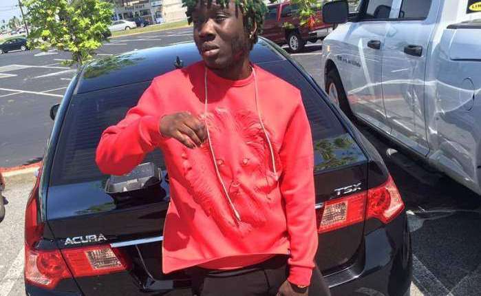 Don’t Expect ‘UGLY’ Bullet To Sign You And Not Use You As A S*x Slave – Showboy