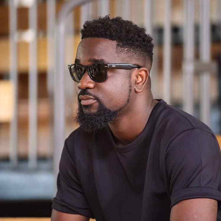 Arrest Me Anytime I Break The Law – Sarkodie To Ghana Police