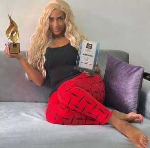 Juliet Ibrahim Bags Two Awards In One Night
