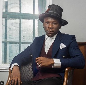 55-Year-Old Man Wants To Meet Stonebwoy With Gold Masterpiece