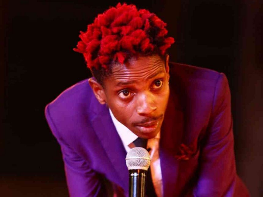 Never Seen Before Photo of Eric Omondi Kissing A Celebrity… And It’s Not His Girlfriend