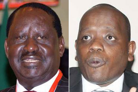 Dennis Itumbi shares rare photo of Raila Odinga getting high on alcohol… Then KOT reacted ruthlessly