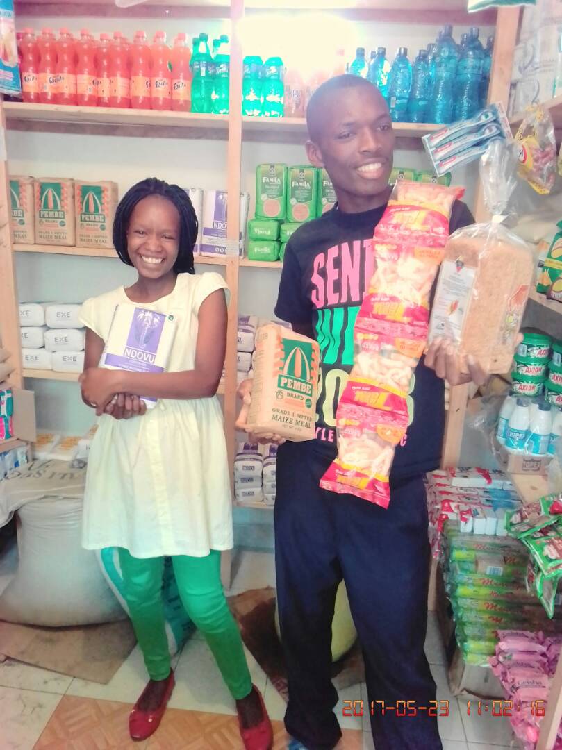 Blessings on Blessings: ‘100 shilling couple’ reveal they are expecting their first child, checkout the grown baby bump (Photos)