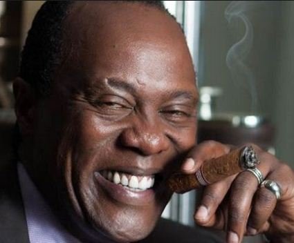 Jeff Koinange rocking baby locks back in the day, who knew he could pull them this well?