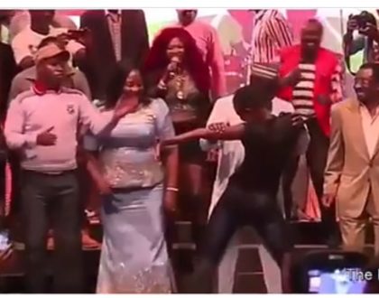 Baba ameNasa! Kenyans on social media go wild after video of an unknown lady dancing on Raila Odinga emerges online