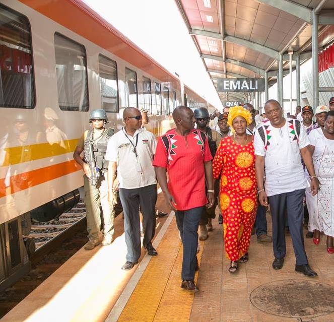 Designated survivor locked down, Ruto flown to all stations..How security prevented 1st and 2nd in succession line from traveling with Uhuru on same train