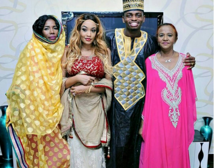 Diamond Platnumz and his mum fly to Uganda to visit Zari's family after losing their mother (Photos)