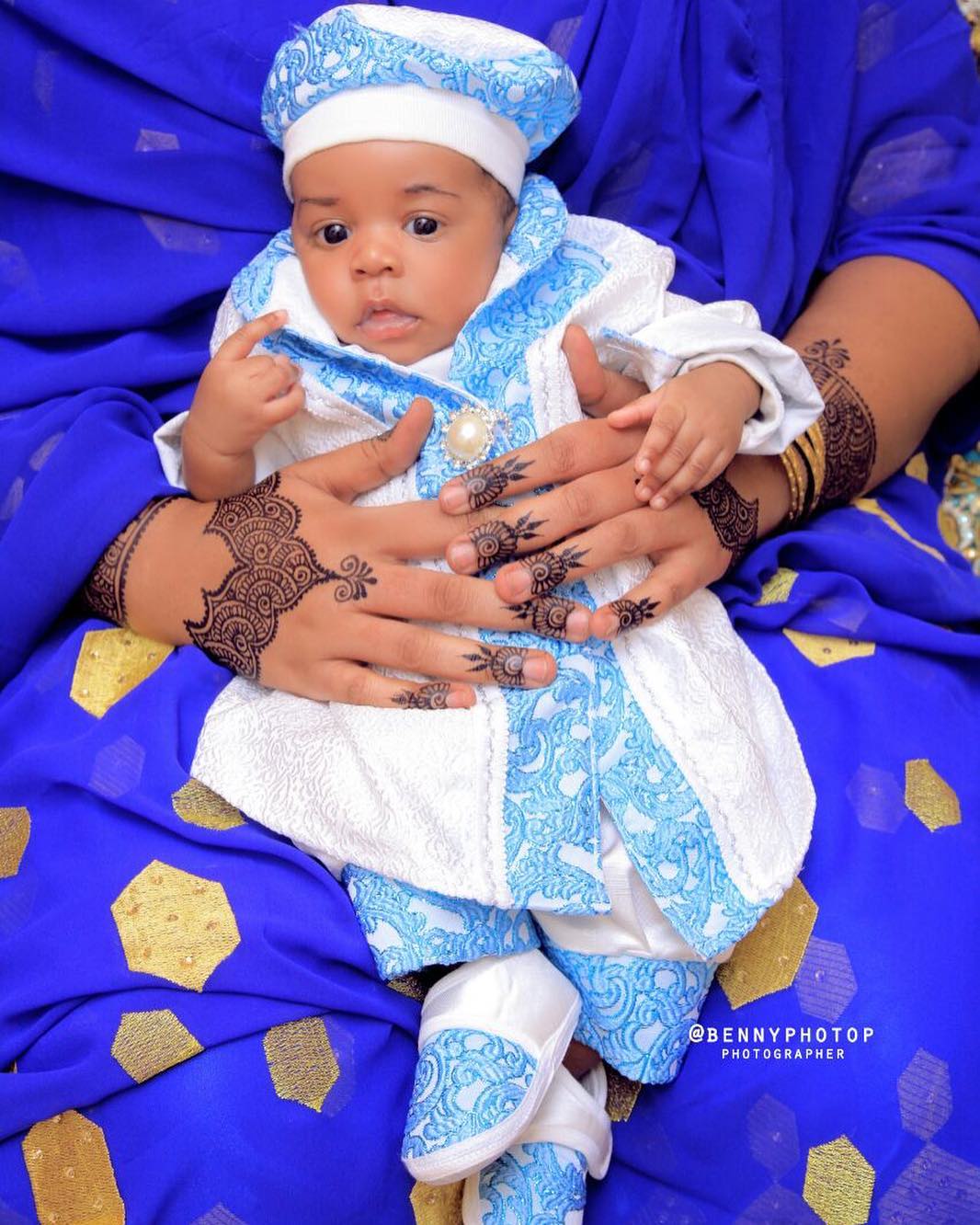 Adorable: Photos of Diamond Platnumz dad with baby Prince Abdul Naseeb