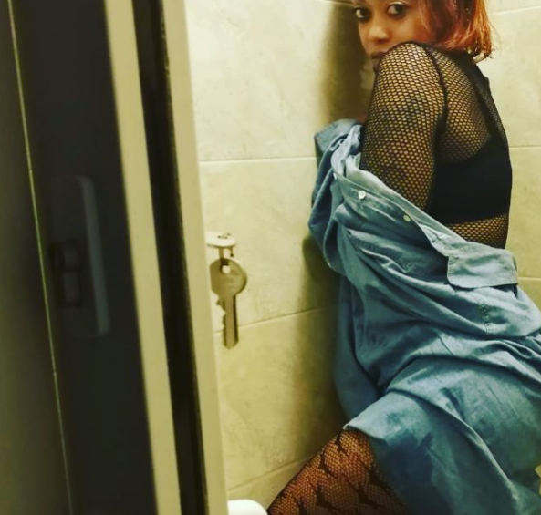 Ray C shows off her curves in a lingerie that has left her male fans asking for more!