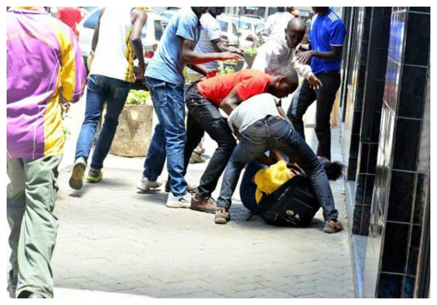 “Mwizi ni mwizi!” Kenyans tell off Boniface Mwangi for defending youths shot dead for mugging people in the CBD