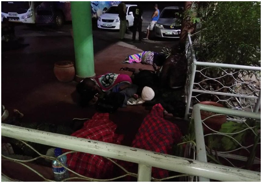 Scenes of women and children spending cold nights on the floor because of NTSA travel ban breaks many hearts (Photos)