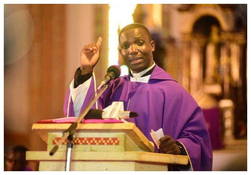 “Let Mowzey Radio death be a warning to others” Catholic priest with zero chills lights up Mowzey Radio’s requiem mass