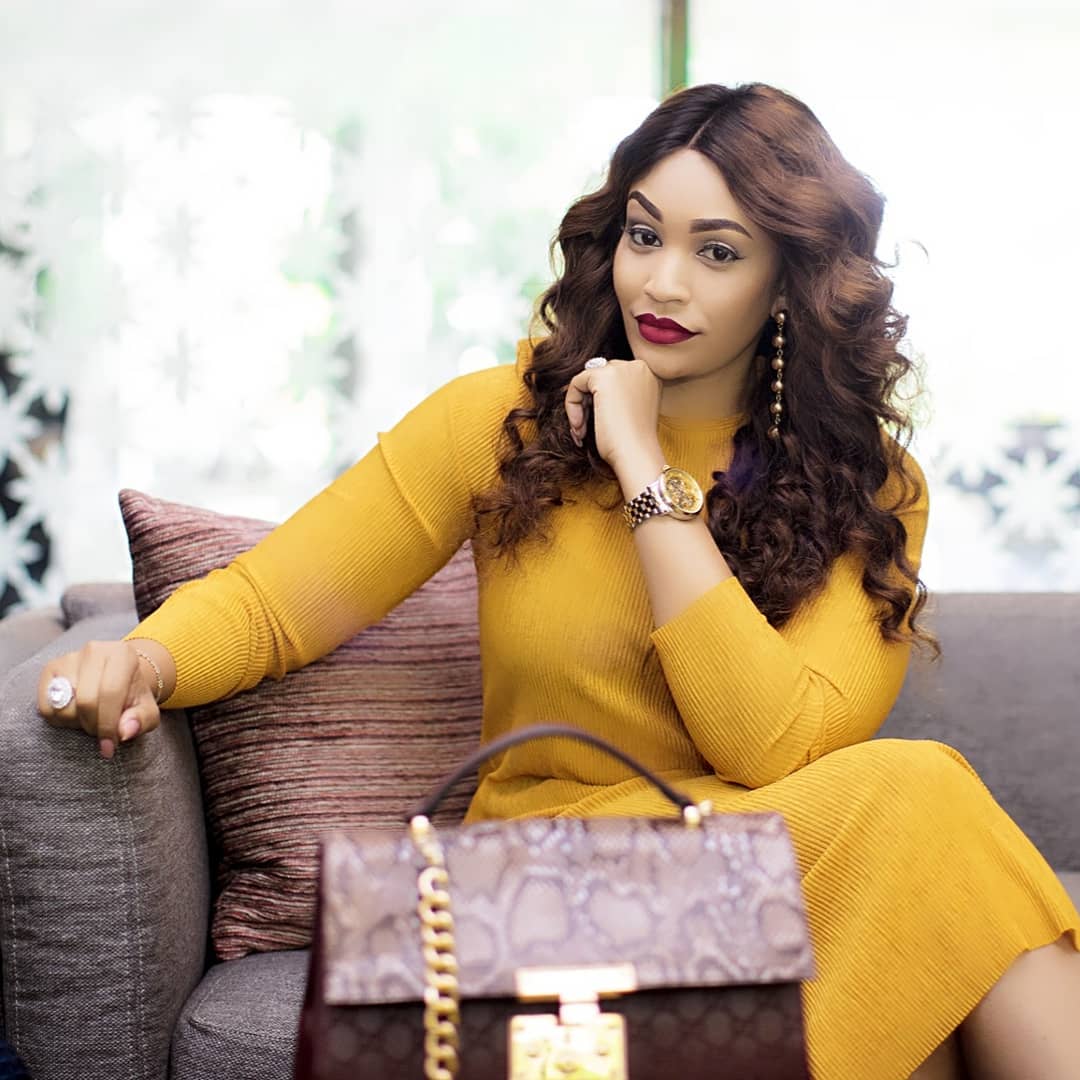 Engaged? Zari parades new expensive ring days after her ex was seen in bed with Hamisa Mobetto