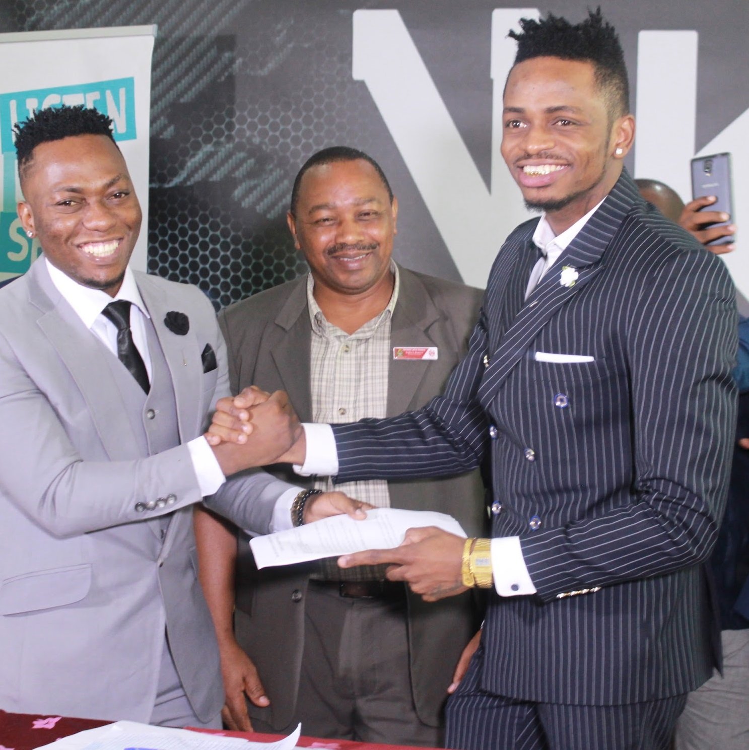 Rich Mavoko and Diamond Platnumz when he signed a deal to join WCB in June 2016,