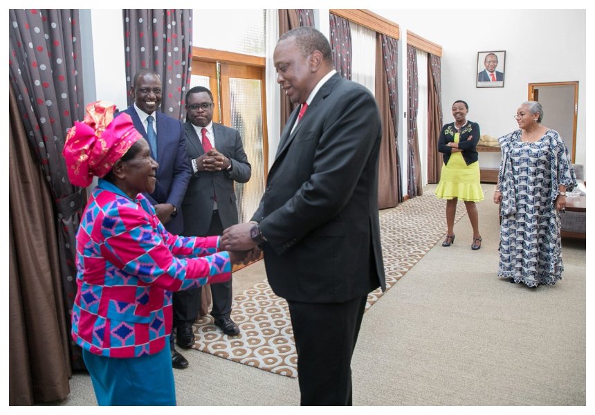 Midwife who helped Mama Ngina deliver Uhuru finally reunites with the president after 56 years (Photos)