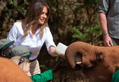 Melania Trump almost knocked down by elephant during her visit in Kenya(video)