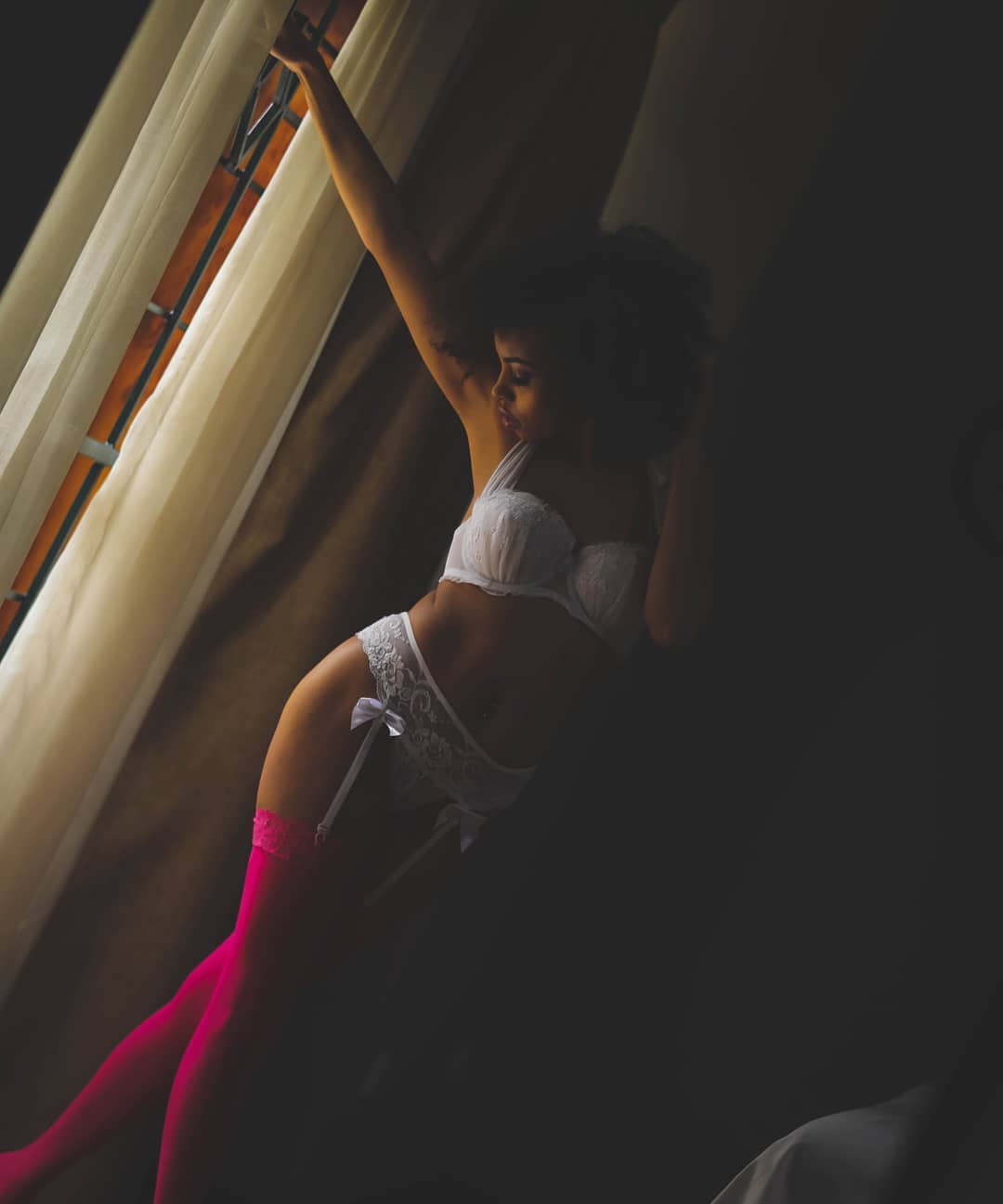 Brenda Wairimu flaunts her slender flame in sexy lingerie