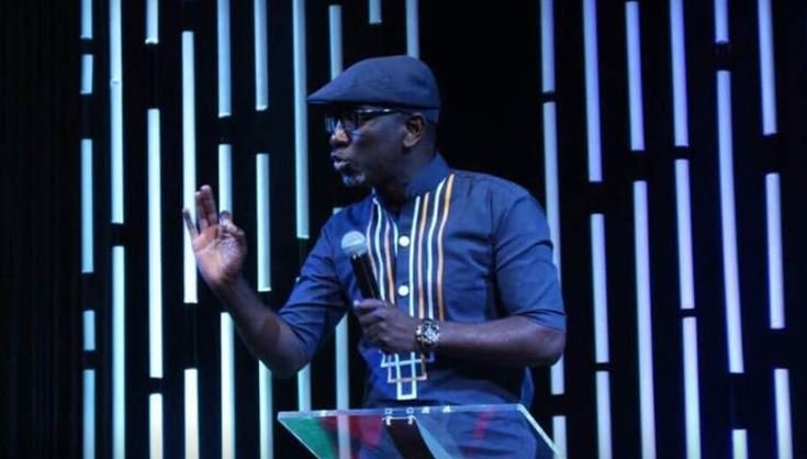 Slay King! Pastor Robert Burale explains why he wears a hat even in church 