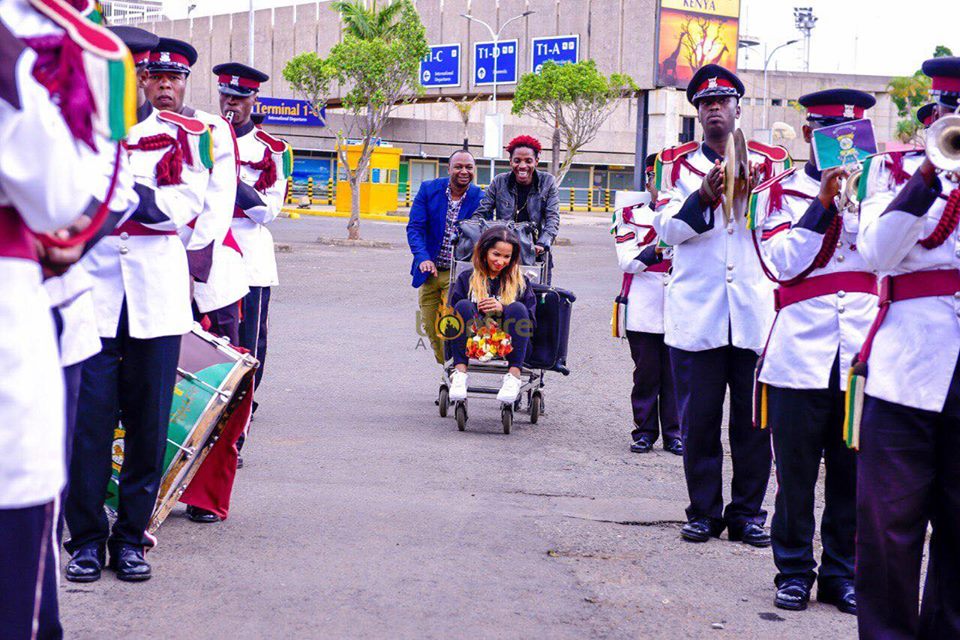 Mapenzi bado iko! Eric Omondi welcomes ‘lost’ girlfriend Chantal back home like a true queen(photos) 