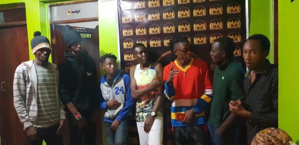 Pinye, see this! Lamba Lolo crew hit the studio with popular Nigerian artist after he praised their work(photos) 