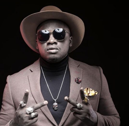 Khaligraph shares the most he has ever splashed while on stage and it’s enough to pay your rent for several months my friend