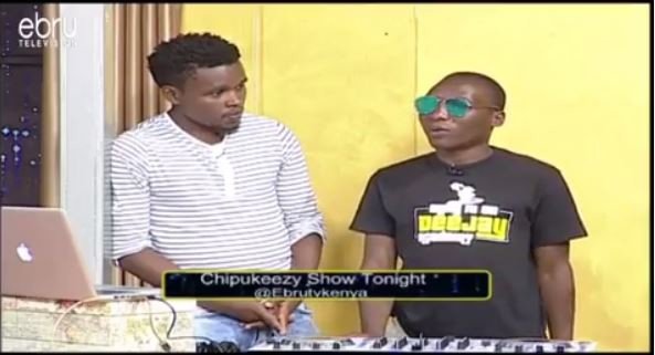 Comedian Chipukeezy gifts upcoming DJ Ksh 100,000 to help focus on his career 