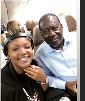 Fena Gitu after sitting with baba in flight: Mind blowing experience