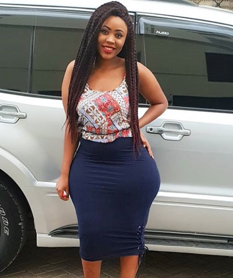 Gospel singer Nicah the Queen tempts team Mafisi with half-naked pics showing thunder thighs and wasp-like waist (Photos)