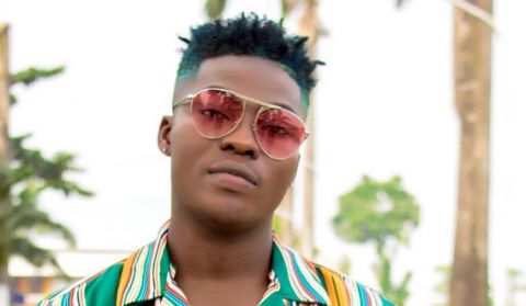 Reekado Banks has dropped a new tune dubbed ‘Put In Pressure’ and we love it (Video)