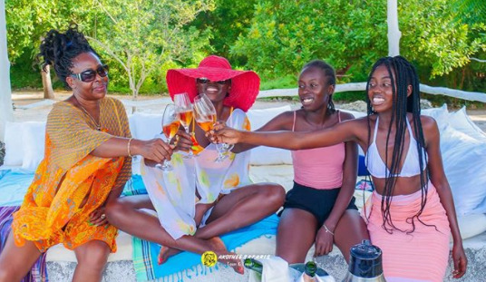 Akothee with her daughters