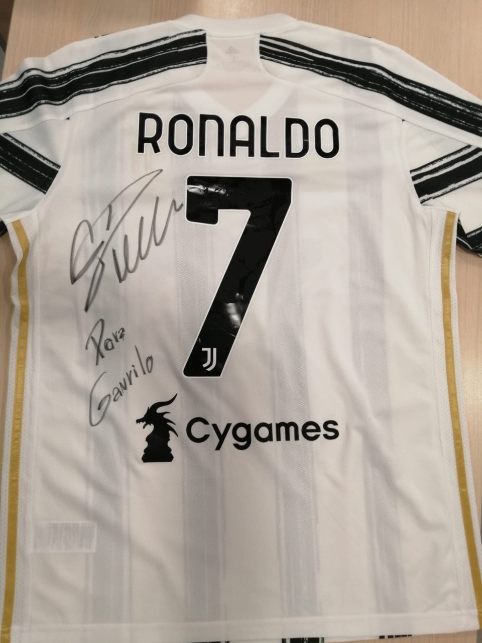 Cristiano Ronaldo sends a signed Juventus jersey to help 8yr old Gavril get treatment