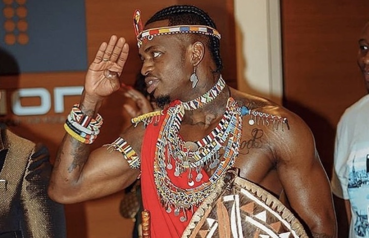 Simba kama Simba: Diamond Platnumz leaves everyone staring with his stunning Maasai attire at BET awards (Photos)