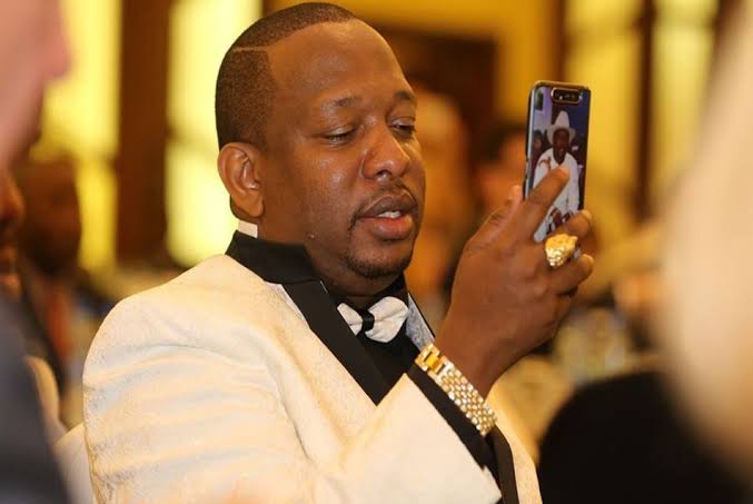 Mike Sonko weighs in on photo comparing Alfred Mutua and Juliani’s ‘Banana’