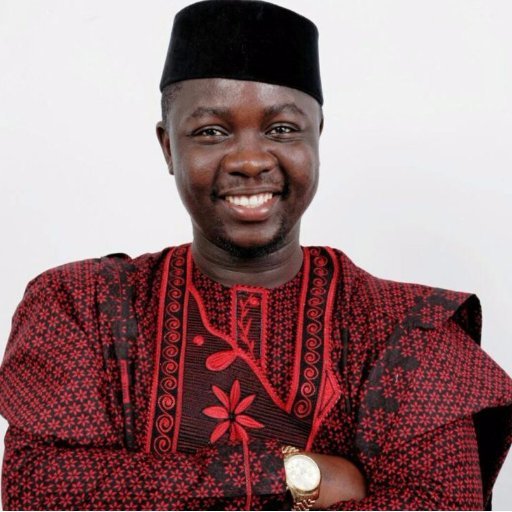Between Seyi Law and a troll who questions his tribute to Tosyn Bucknor