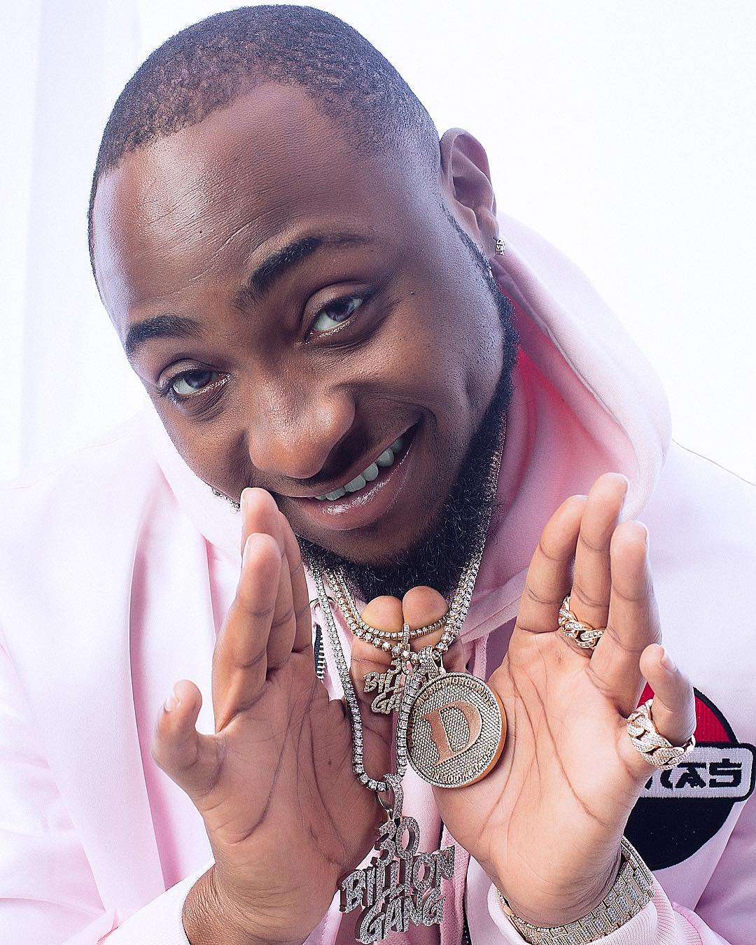 Davido Gifts Latest iPhone XI to Label Signees