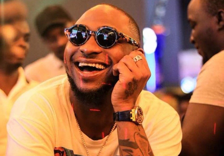 Davido Breaks Records to become the First Nigerian Celebrity to have 9 Million Followers on IG