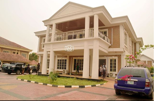 Akpororo becomes a proud owner of a house in Amen Estate