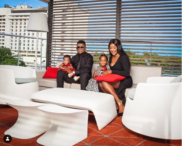 See this lovely photo of Chacha Eke and her family