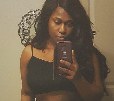 Uche Jombo  shows off her sexy body in a new photo