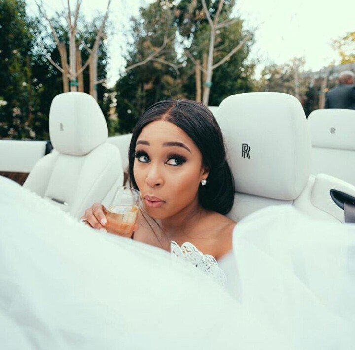 Minnie Dlamini woes hubby home early with sexy photo