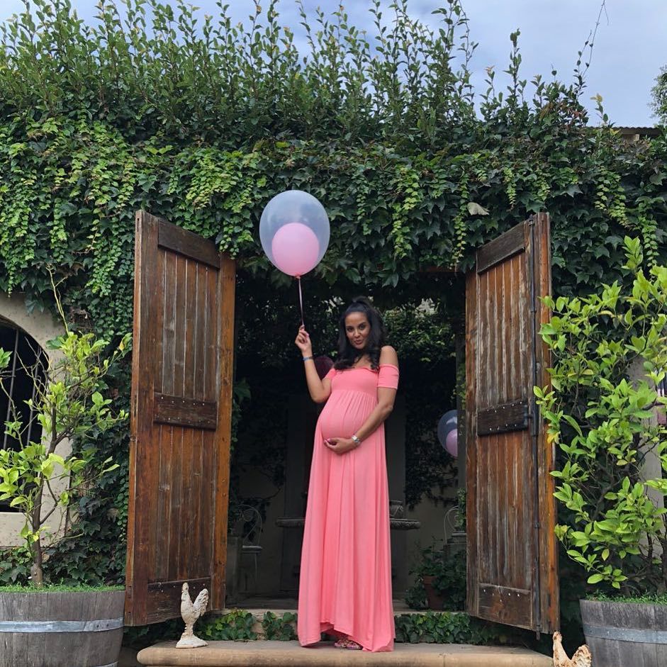 Tansey Coetzee holds a second baby shower