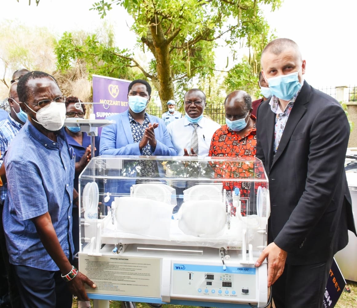 Mozzart Arrives At Kombewa Sub County Hospital In Kisumu With A Medical