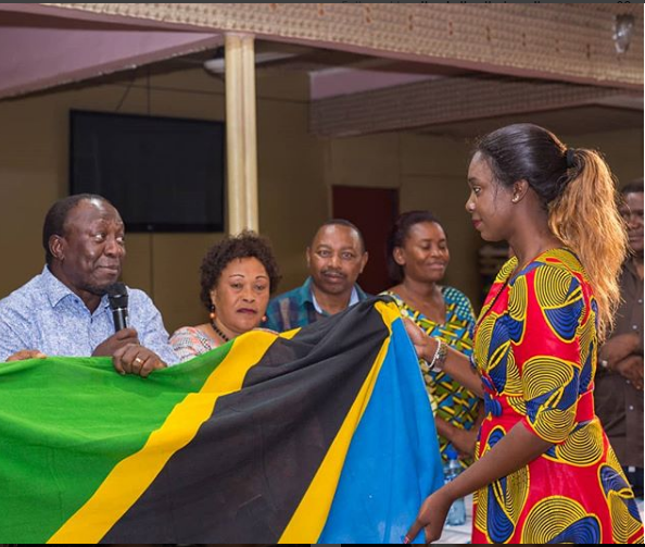 Monalisa Akabidhiwa Bendera Kupeperusha Nchi Ghana