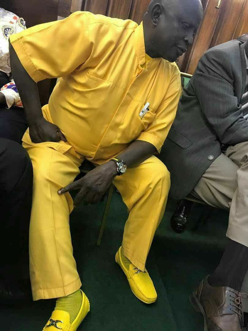 Abiriga fined 40k for Urinating on the Road Side