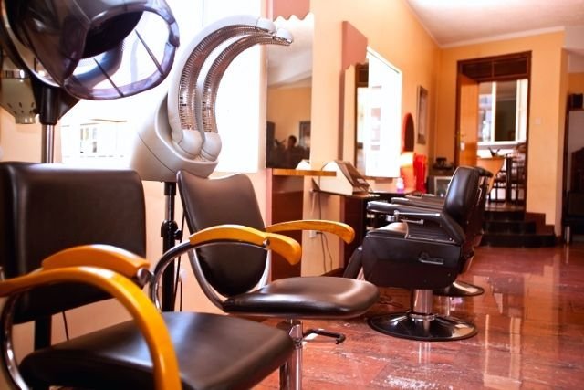 Five Irritating Things That Happen In a Ugandan salon